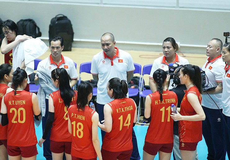 Ban huấn luyện tuyển nữ VN có phương án phù hợp