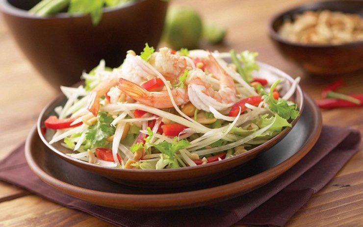 Món gỏi, nộm giòn giòn, ăn vào cực kỳ thanh mát, điểm thêm vài con tôm nữa là thành món ăn tuyệt vời cho mùa hè.