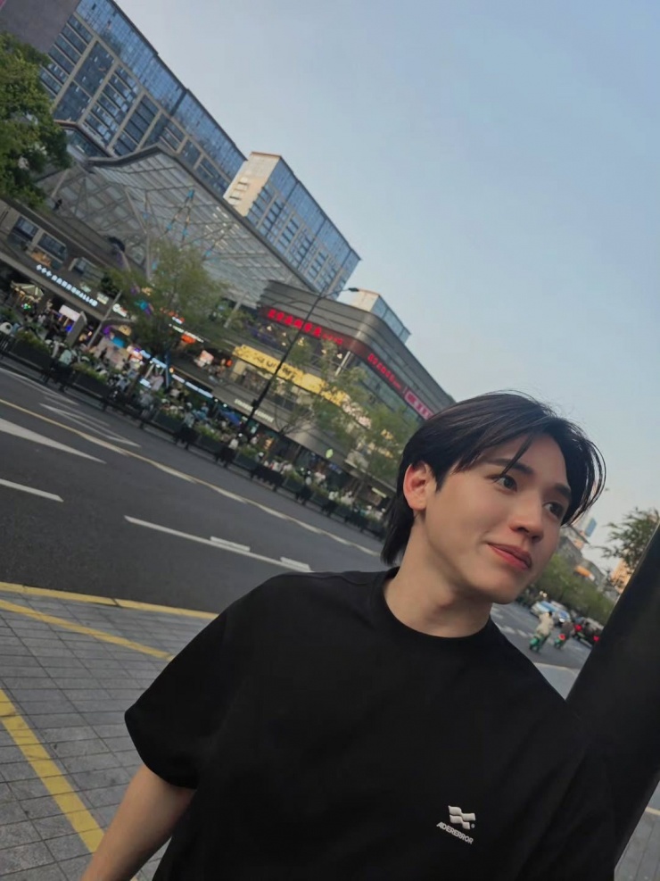 Hôm nay (19/8), anh đã trở lại Thái Lan.