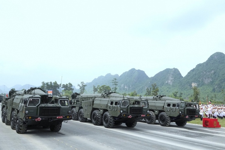 Hệ thống tên lửa đạn đạo Scud-B của Bộ Tư lệnh Pháo binh - Tên lửa có hỏa lực tầm xa mang tính chiến lược.