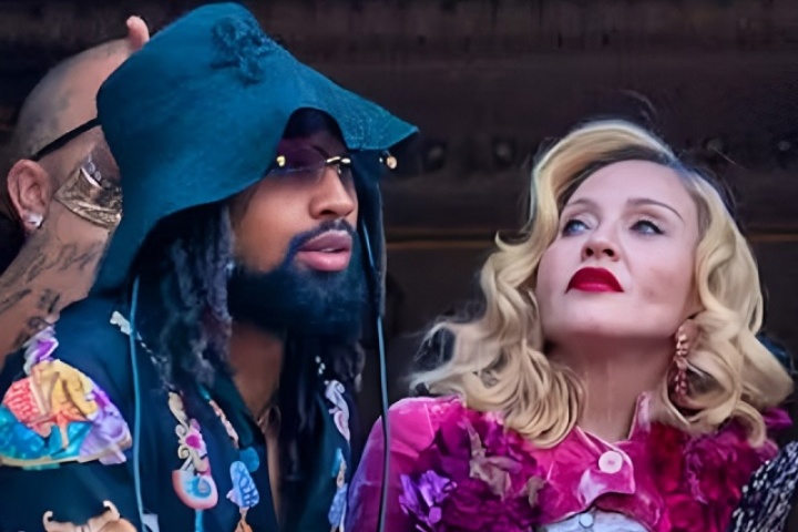 Madonna mừng sinh nhật bên bạn trai kém 38 tuổi và các con