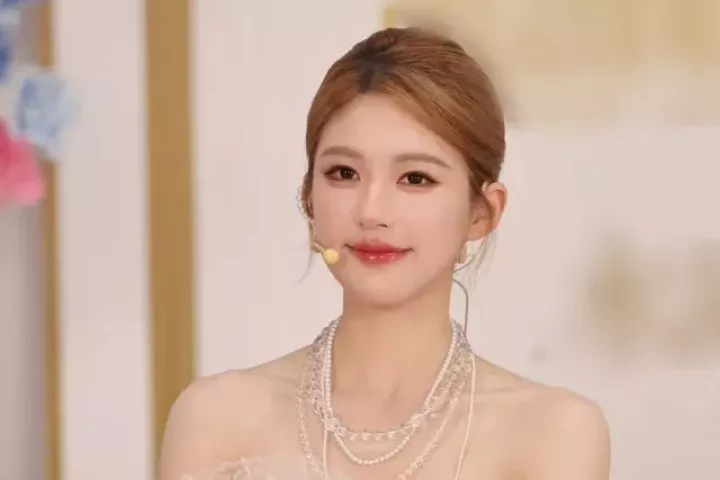 Khối tài sản “khủng” của Triệu Lộ Tư ở tuổi 27 gây choáng ngợp