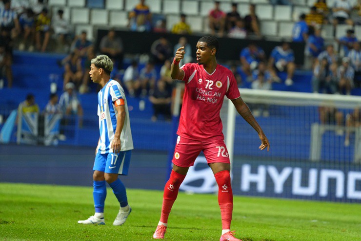 Trực tiếp bóng đá Pathum United - Công an Hà Nội: Chanathip lập siêu phẩm (Cúp C1 Đông Nam Á) (Hết giờ) - 2