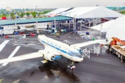 Tin tức trong ngày - Mãn nhãn với dàn máy bay từ quá khứ đến hiện tại, tại Triển lãm thành tựu đất nước