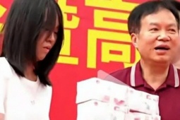 Giáo dục - du học - 'Núi tiền thưởng' cho nữ sinh đỗ Đại học Thanh Hoa gây tranh cãi