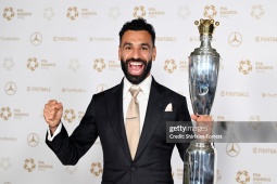 Bóng đá - Salah giành giải "Cầu thủ xuất sắc nhất năm của PFA", lập cột mốc lịch sử