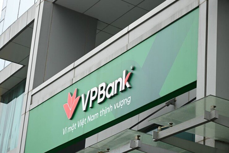 Hai con gái của ông Bùi Hải Quân, Phó Chủ tịch VPBank đăng ký mua tổng cộng 40 triệu cổ phiếu VPB. Ảnh minh họa