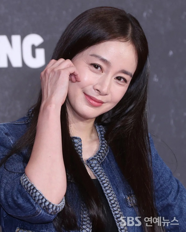 Kim Tae Hee 'không thích ngoại hình của bản thân khi già đi' - 2