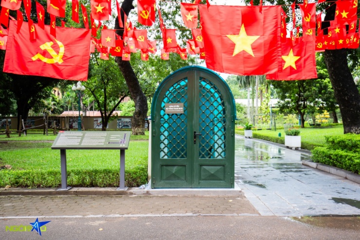 Hầm di tích cách mạng lần đầu mở cửa tham quan sau 59 năm - 1