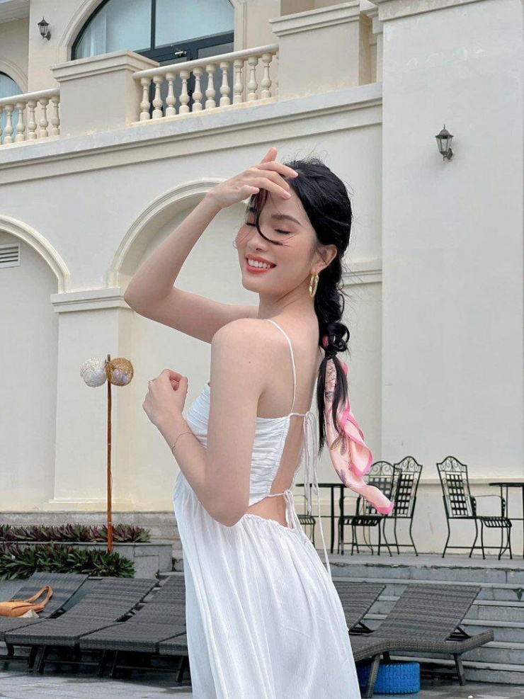 Con dâu Á hậu của hiệu trưởng trường đại học, mỗi ngày xách một chiếc túi hiệu trăm triệu ra phố - 5