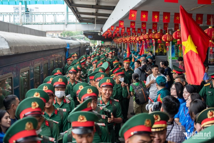 Ngành đường sắt sẽ tổ chức chạy thêm hàng chục chuyến trên các tuyến có nhu cầu lớn. Ảnh minh họa