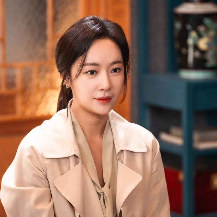Hwang Jung Eum đối diện với mức án 3 năm tù vì biển thủ hàng tỷ won để đầu tư tiền ảo.