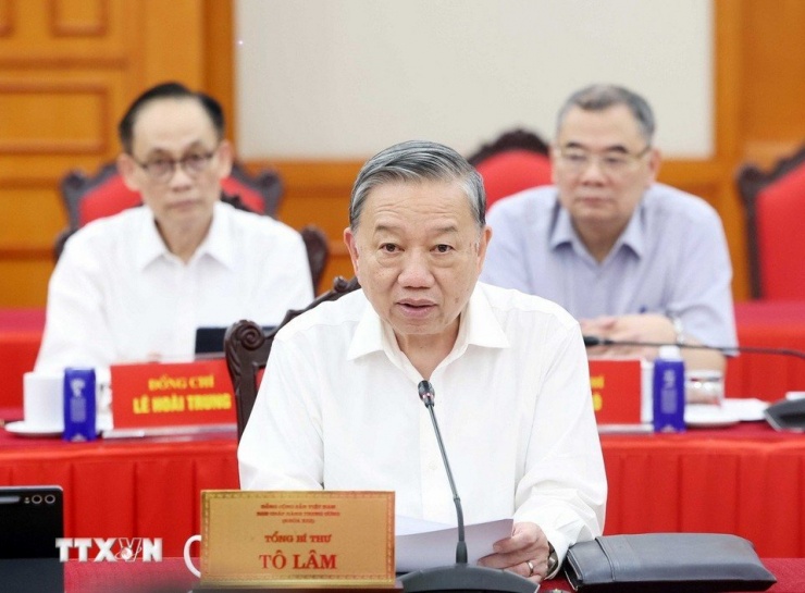 Bộ Chính trị cho ý kiến về đề án nhân sự Đại hội Đảng bộ Hà Nội, TPHCM - 4