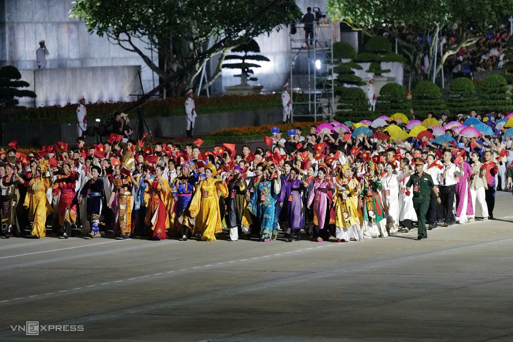 Buổi hợp luyện đầu tiên tại quảng trường Ba Đình - 24