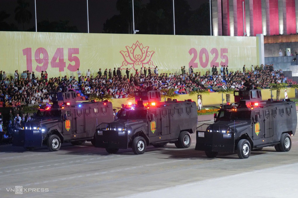 Buổi hợp luyện đầu tiên tại quảng trường Ba Đình - 32