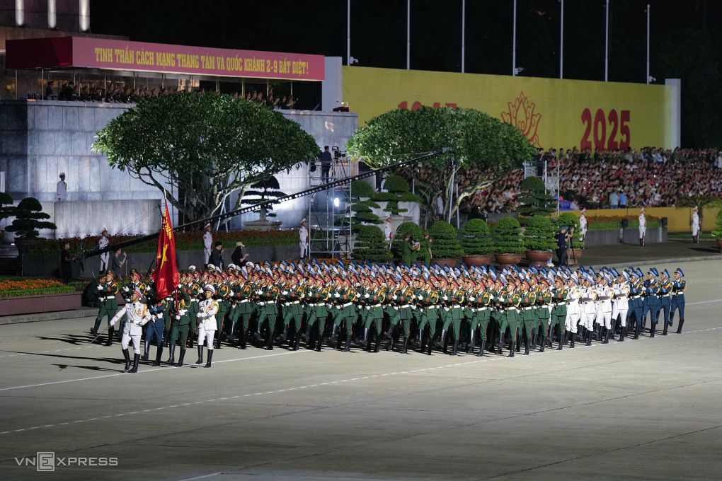 Buổi hợp luyện đầu tiên tại quảng trường Ba Đình - 75