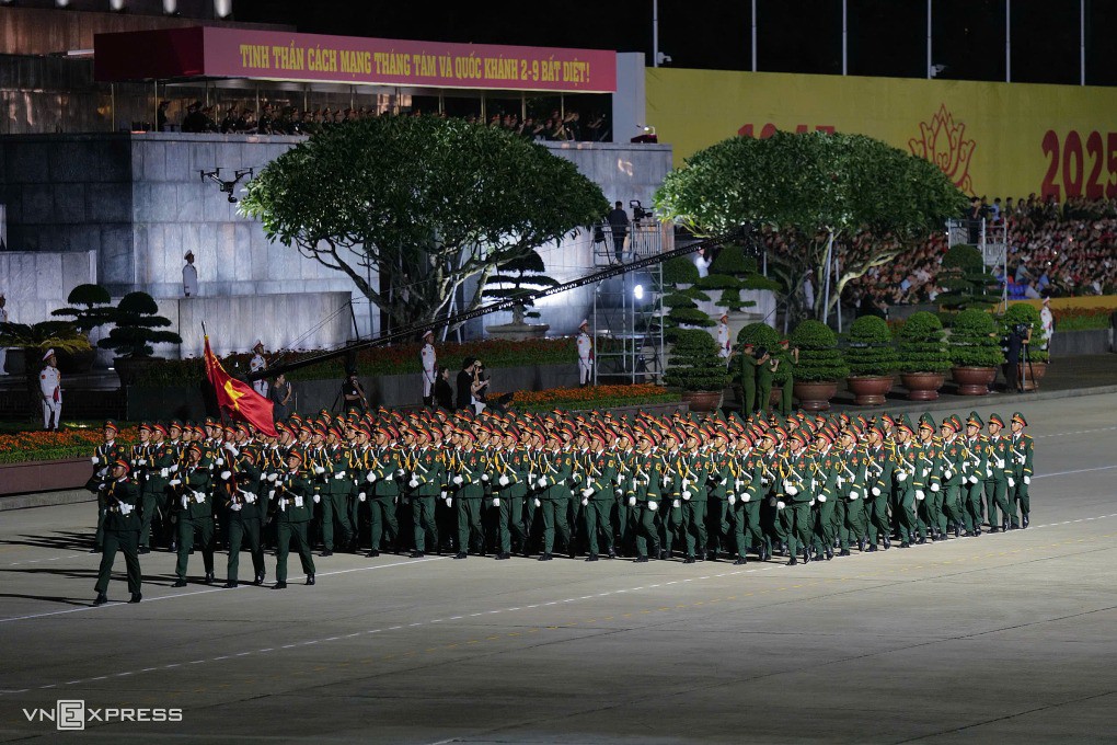 Buổi hợp luyện đầu tiên tại quảng trường Ba Đình - 74