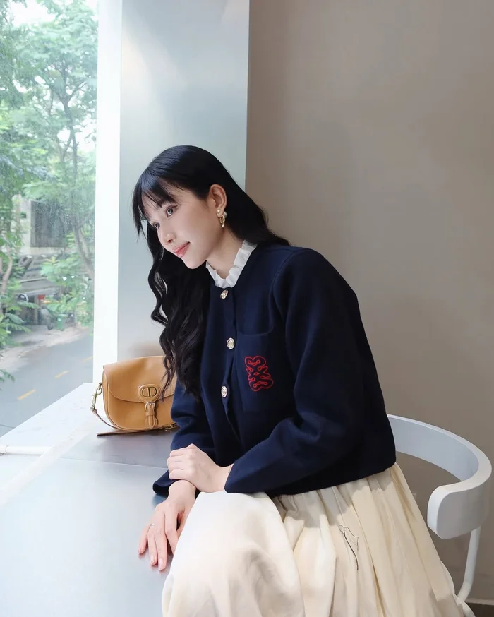 Con dâu Á hậu của hiệu trưởng trường đại học, mỗi ngày xách một chiếc túi hiệu trăm triệu ra phố - 14