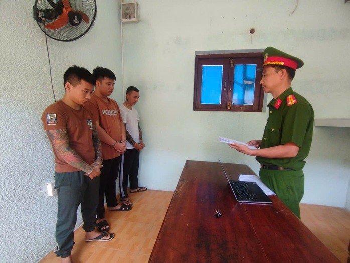 3 thanh niên bị khởi tố bị can, bắt tạm giam