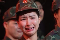 Hòa Minzy khóc nức nở tại 'Sao nhập ngũ', Thiếu tá Long trở lại gây sốt