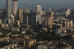 Kinh doanh - Quốc gia châu Á này chứng kiến mức giảm thu nhập lớn nhất châu lục khi thuế quan của Mỹ sắp được áp dụng