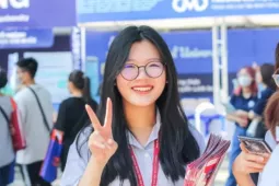 Giáo dục - du học - Tân sinh viên Đại học Kinh tế Quốc dân nhập học theo hình thức trực tuyến