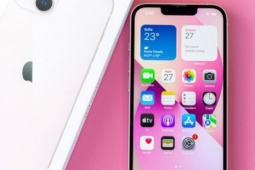 Giá iPhone 13, iPhone 13 Pro Max mới nhất giảm không phanh, rẻ chưa từng có dù iPhone 17 chưa xuất hiện