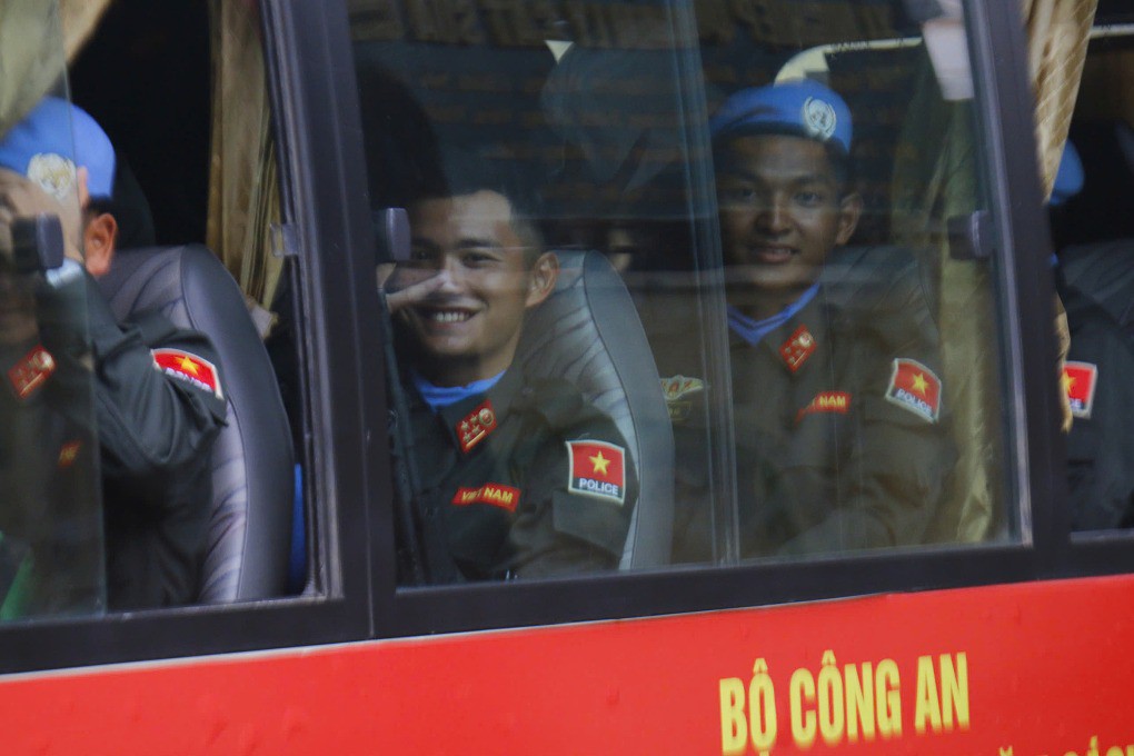 Bộ đội, xe pháo đổ về Ba Đình chuẩn bị hợp luyện - 72