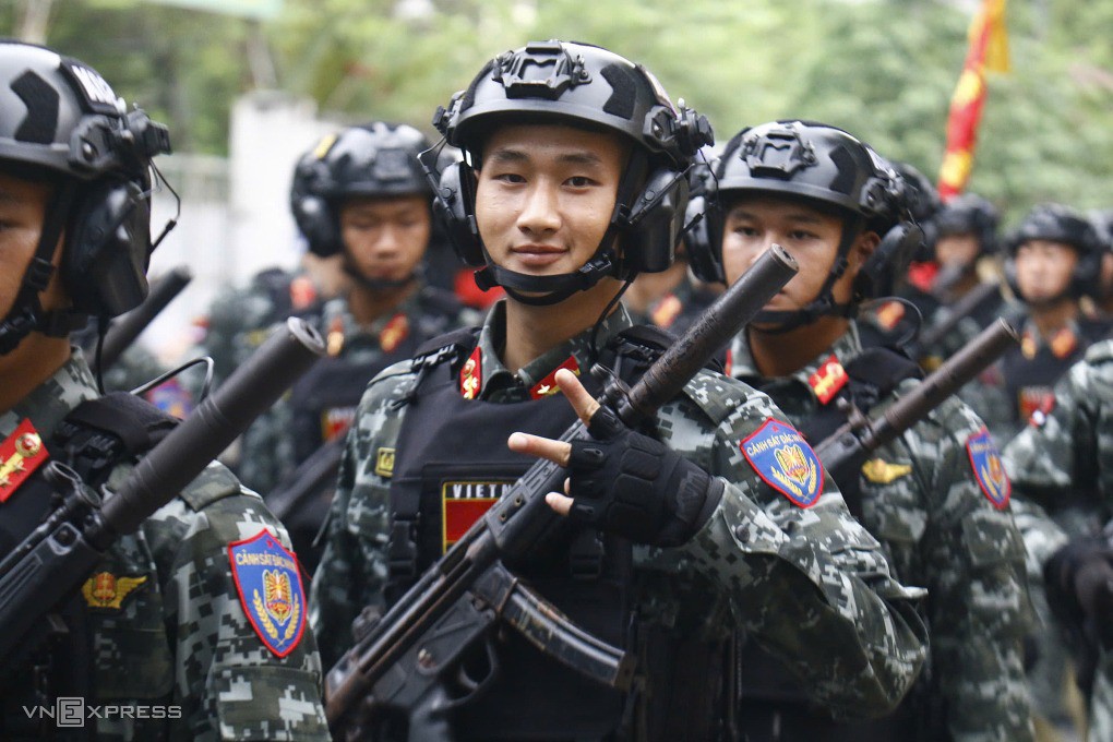 Bộ đội, xe pháo đổ về Ba Đình chuẩn bị hợp luyện - 75