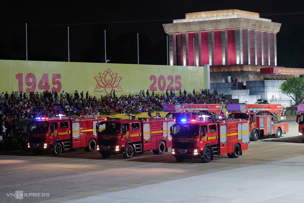 Buổi hợp luyện đầu tiên tại quảng trường Ba Đình - 33