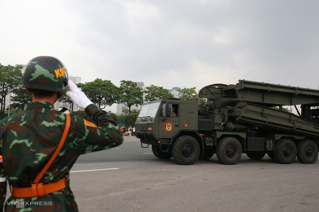 Bộ đội, xe pháo đổ về Ba Đình chuẩn bị hợp luyện - 64