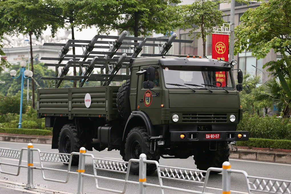 Bộ đội, xe pháo đổ về Ba Đình chuẩn bị hợp luyện - 38