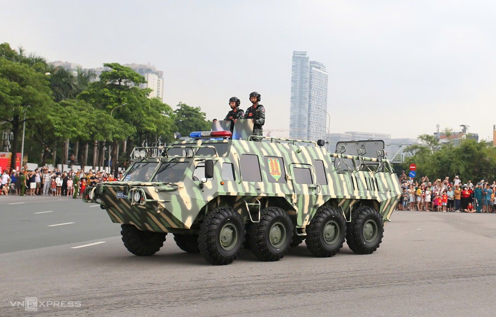 Bộ đội, xe pháo đổ về Ba Đình chuẩn bị hợp luyện - 57