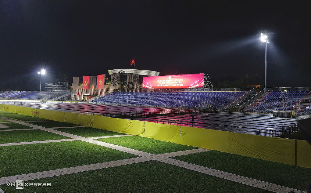 Bộ đội, xe pháo đổ về Ba Đình chuẩn bị hợp luyện - 10