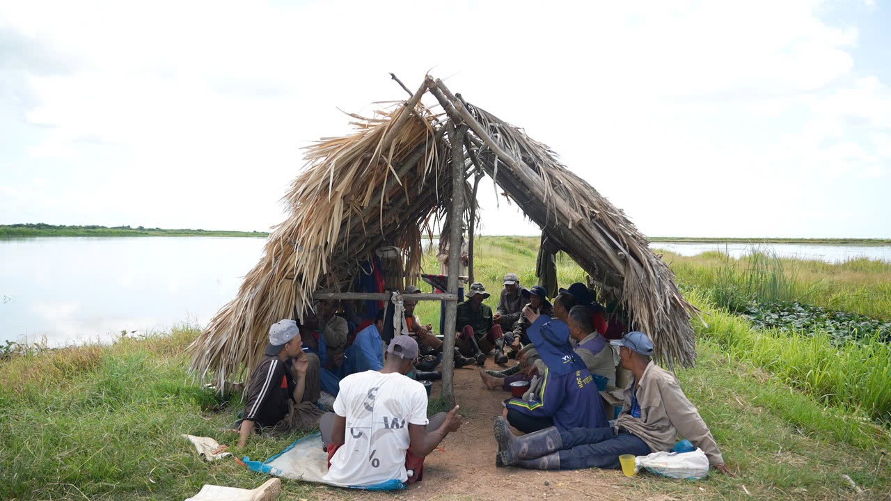Việt Nam tặng món quà 