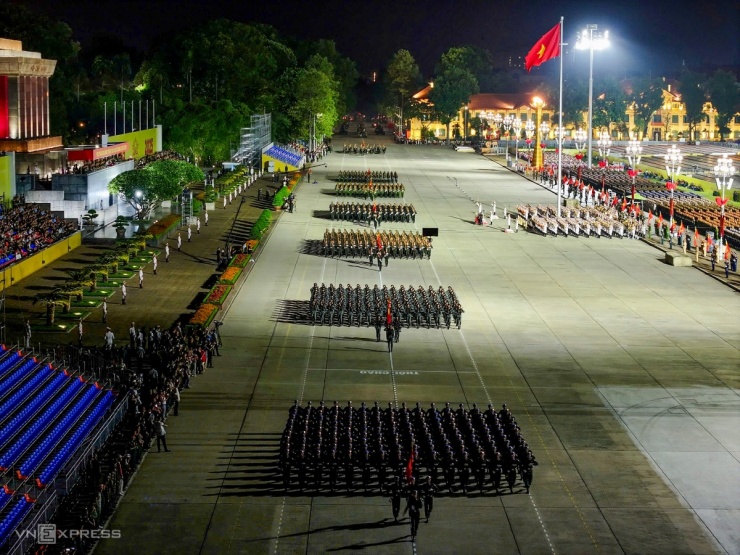 Hai giờ hợp luyện diễu binh tại Ba Đình - 3