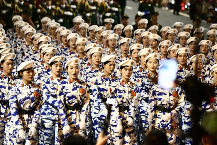 Dàn chiến sĩ rạng rỡ trong ngày hợp luyện diễu binh - 9