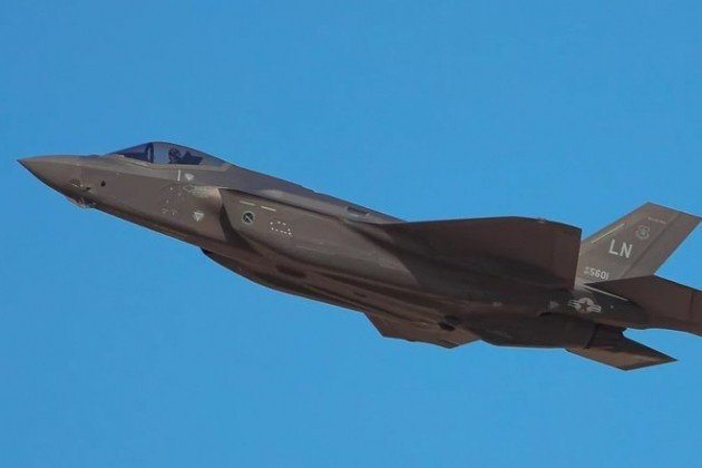Châu Âu đề xuất triển khai tiêm kích tàng hình F-35 bảo vệ Ukraine - 1
