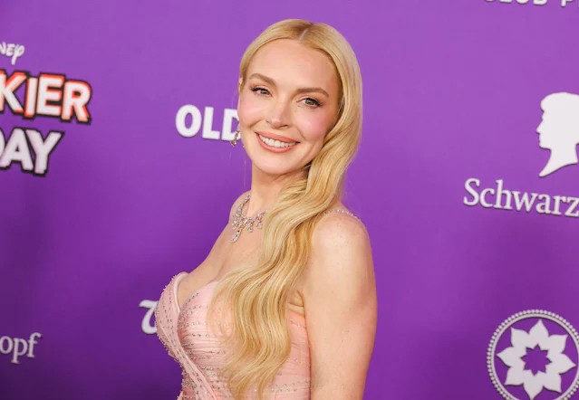 Lindsay Lohan trên thảm đỏ lễ ra mắt phim 'Freakier Friday' ở Los Angeles hồi tháng 7. Ảnh: Kevin Winter