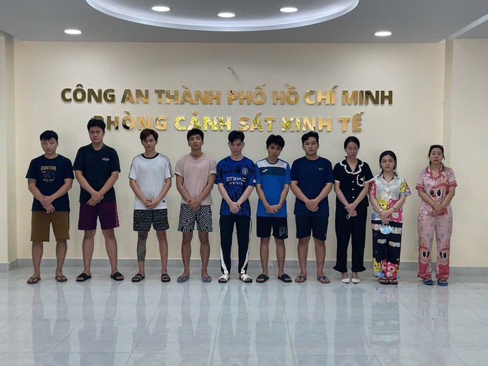 Nhóm người bị Công an TP HCM bắt