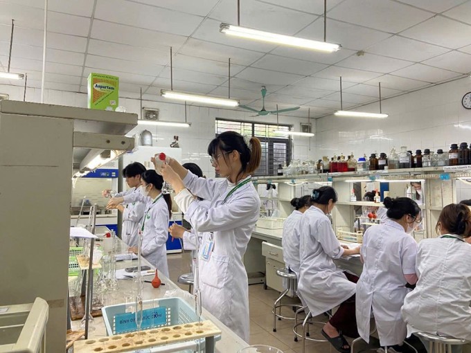 Sinh viên Đại học Dược Hà Nội. Ảnh: HUP