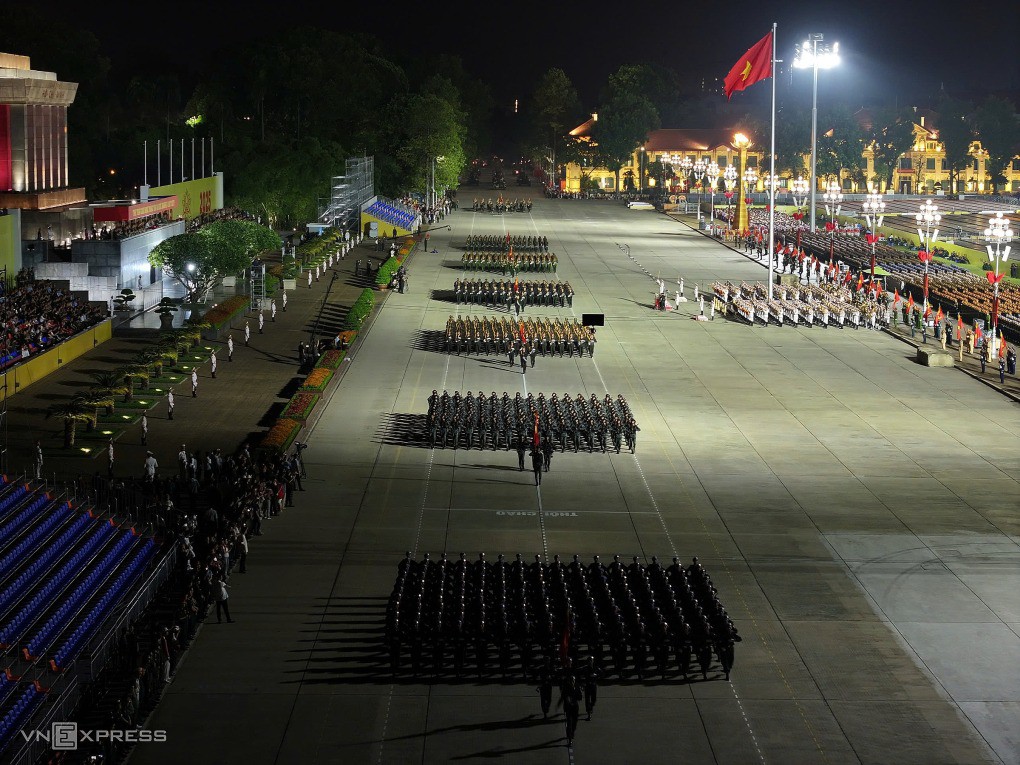 Buổi hợp luyện đầu tiên tại quảng trường Ba Đình - 10