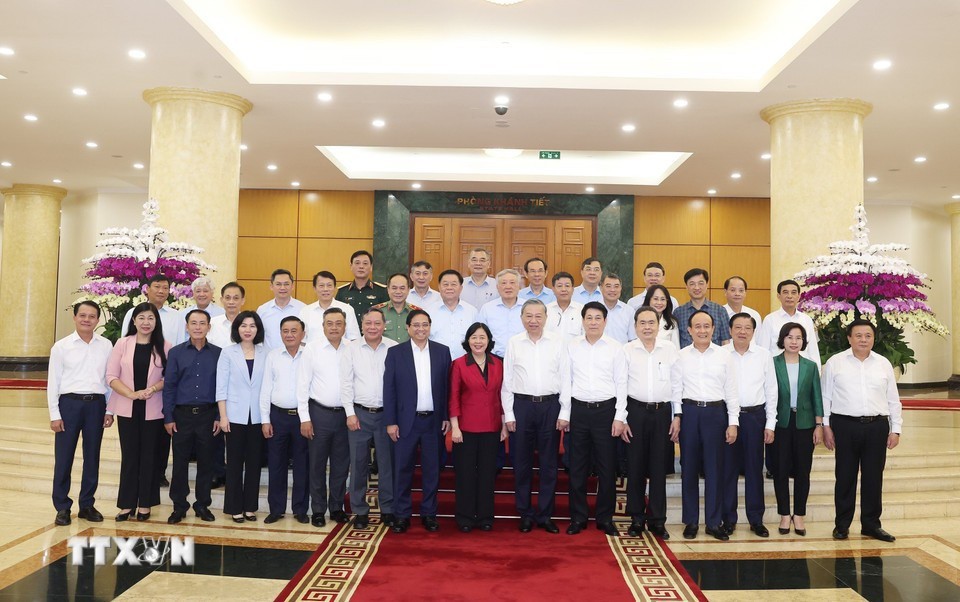 Bộ Chính trị cho ý kiến về đề án nhân sự Đại hội Đảng bộ Hà Nội, TPHCM - 3