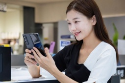 Thời trang Hi-tech - Sau Galaxy Z Fold 7, Apple đang thất thế trước Samsung tại Mỹ