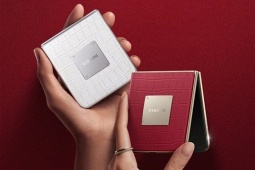 Thời trang Hi-tech - Xiaomi Mix Flip 2 ra mắt phiên bản giới hạn đính kim cương, giá 25,7 triệu đồng
