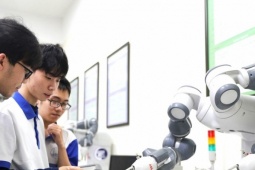 Trường ĐH Công nghệ - ĐH Quốc gia Hà Nội công bố điểm chuẩn năm 2025