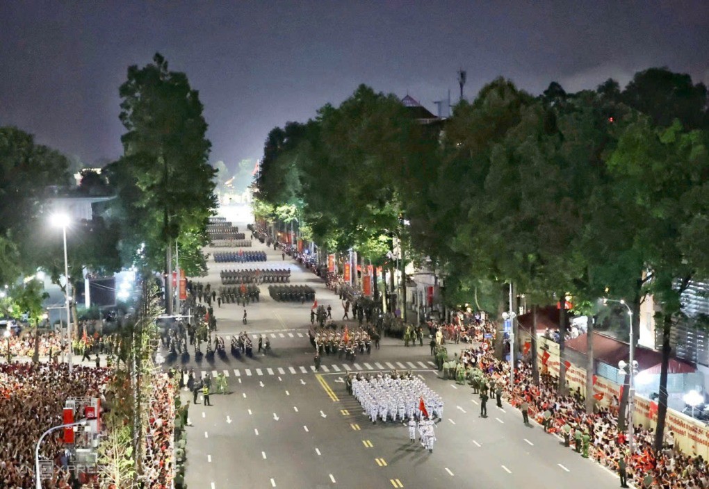 Buổi hợp luyện đầu tiên tại quảng trường Ba Đình - 12