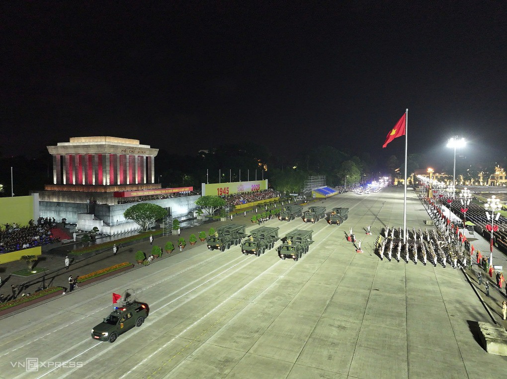 Buổi hợp luyện đầu tiên tại quảng trường Ba Đình - 13