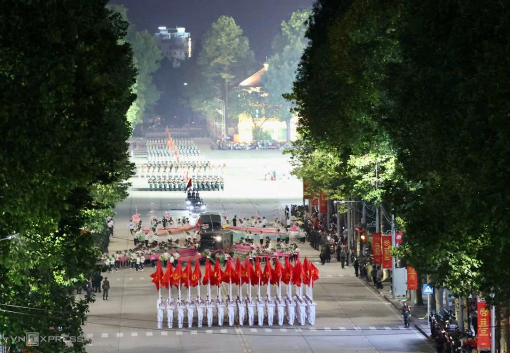 Buổi hợp luyện đầu tiên tại quảng trường Ba Đình - 15