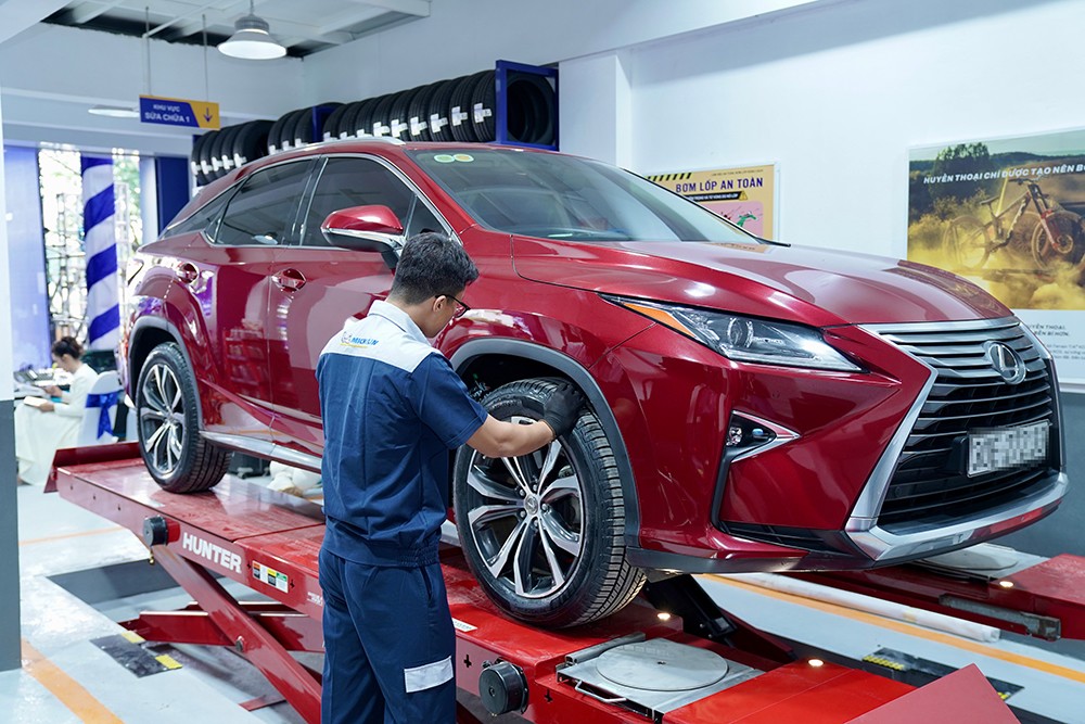  Michelin Car Service đáp ứng tất cả những nhu cầu về chăm sóc cũng như bảo dưỡng nhanh cho ô tô.